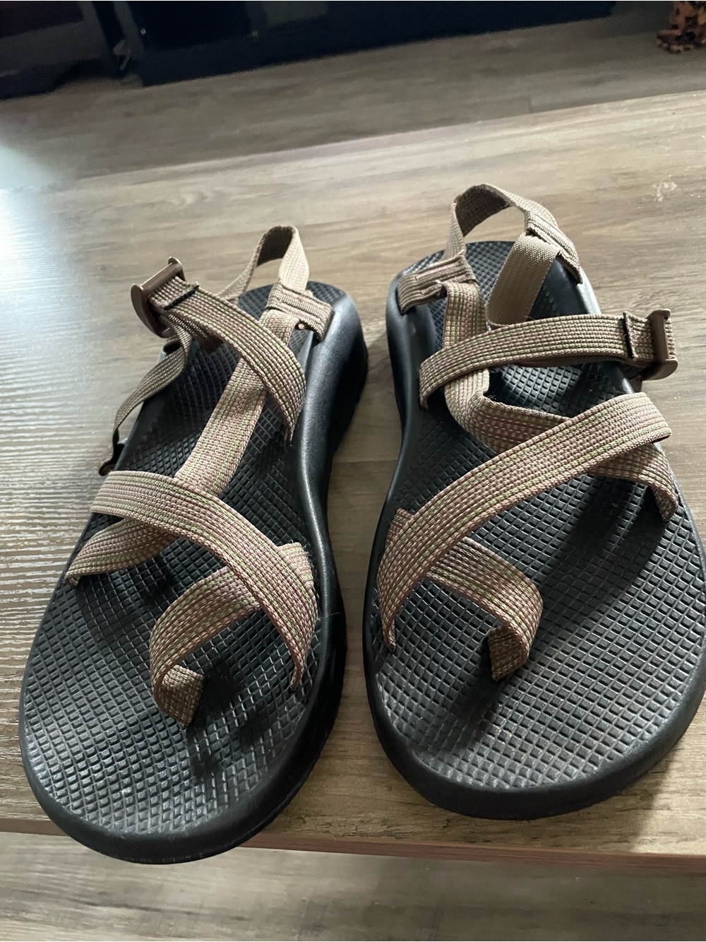 Chaco Z2 Men’s 13 black beige Strappy outdoor hiking trail Sandal ankle buckle